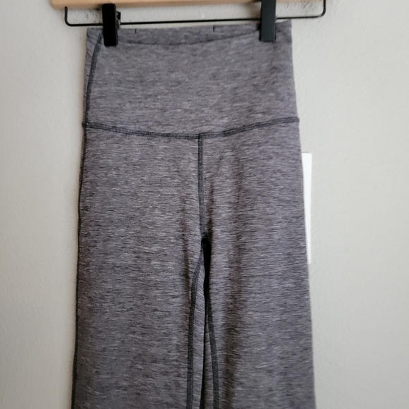 Lululemon Groove Pant Flare in Heathered Black size 0 NWT - Picture 5 of 8